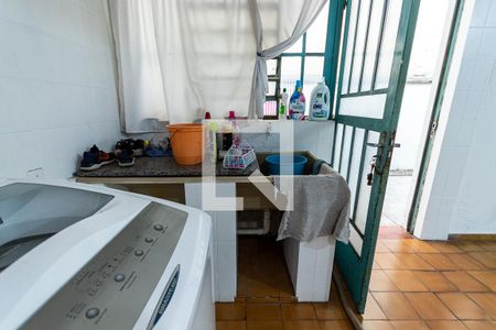 Casa para alugar com 500m², 5 quartos e 2 vagas Casa para alugar com 500m², 5 quartos e 2 vagasÁrea de serviço