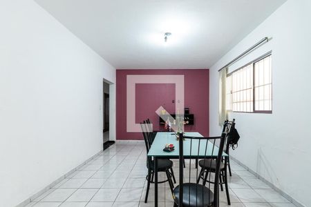 Casa para alugar com 500m², 5 quartos e 2 vagas Casa para alugar com 500m², 5 quartos e 2 vagasCopa