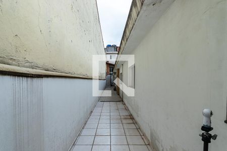 Casa para alugar com 500m², 5 quartos e 2 vagas Casa para alugar com 500m², 5 quartos e 2 vagasCorredor lateral