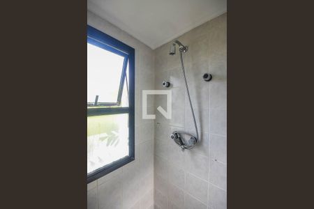 Apartamento à venda com 110m², 3 quartos e 2 vagasChuveiro do banheiro