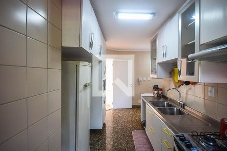 Apartamento à venda com 110m², 3 quartos e 2 vagasCozinha