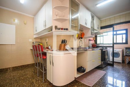 Apartamento à venda com 110m², 3 quartos e 2 vagasCozinha