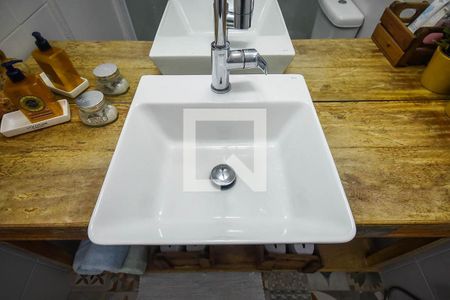 Apartamento à venda com 110m², 3 quartos e 2 vagasPia do banheiro da suíte