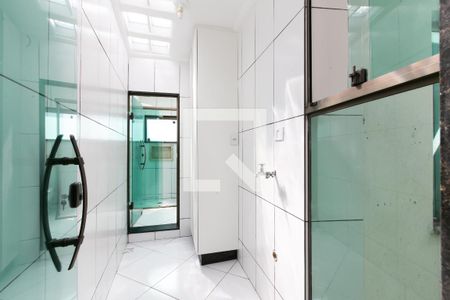 Studio para alugar com 35m², 1 quarto e 1 vaga Studio para alugar com 35m², 1 quarto e 1 vagaArea de Serviço