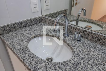 Apartamento para alugar com 67m², 2 quartos e 1 vagaDetalhe do Banheiro da Suíte 2