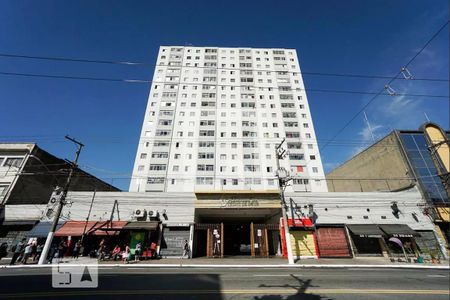 Apartamento à venda com 42m², 1 quarto e sem vaga Apartamento à venda com 42m², 1 quarto e sem vagaFachada