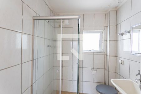 Banheiro de kitnet/studio para alugar com 1 quarto, 30m² em Barra Funda, São Paulo