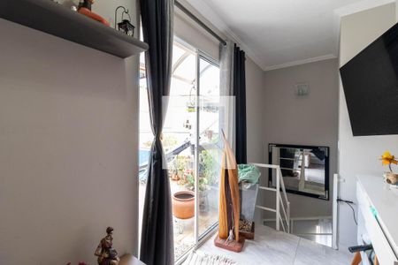 Sala de Estar de apartamento à venda com 3 quartos, 100m² em Vila Guedes, São Paulo