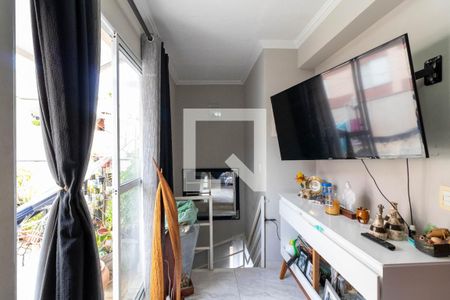 Sala de Estar de apartamento à venda com 3 quartos, 100m² em Vila Guedes, São Paulo