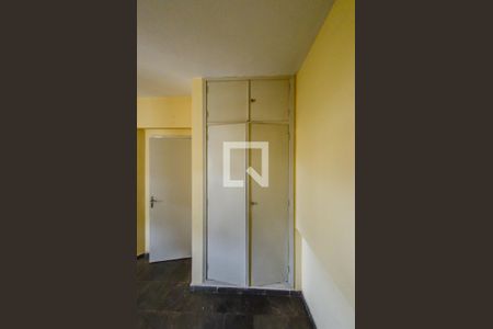Quarto de apartamento à venda com 1 quarto, 51m² em Vila Itapura, Campinas