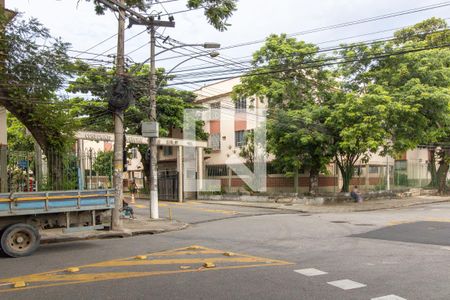 Apartamento à venda com 60m², 3 quartos e 1 vaga Apartamento à venda com 60m², 3 quartos e 1 vagaFachada Portaria