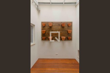 Casa à venda com 116m², 3 quartos e 3 vagas Casa à venda com 116m², 3 quartos e 3 vagasJardim de Inverno