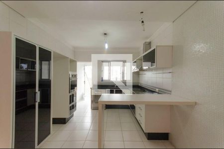 Casa à venda com 116m², 3 quartos e 3 vagas Casa à venda com 116m², 3 quartos e 3 vagasCozinha