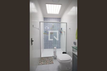 Casa à venda com 180m², 3 quartos e 7 vagasBanheiro Social