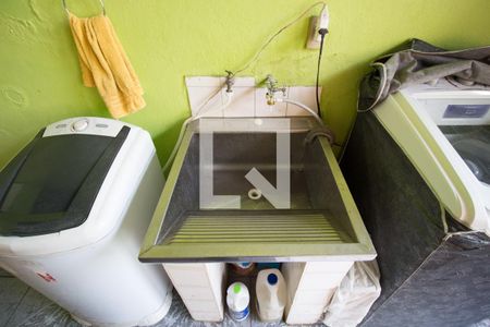 Casa à venda com 180m², 3 quartos e 7 vagasLavanderia