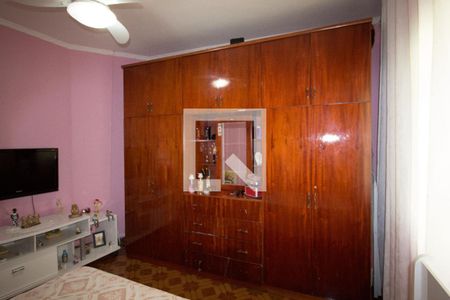 Casa à venda com 180m², 3 quartos e 7 vagasQuarto 1