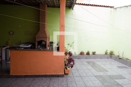Casa à venda com 180m², 3 quartos e 7 vagasVista do Quarto 2