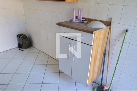 Casa de condomínio à venda com 100m², 3 quartos e sem vaga Casa de condomínio à venda com 100m², 3 quartos e sem vagaCozinha