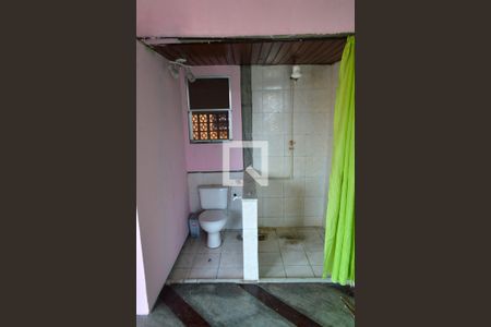 Casa de condomínio à venda com 100m², 3 quartos e sem vaga Casa de condomínio à venda com 100m², 3 quartos e sem vagaBanheiro da Suíte Terraço