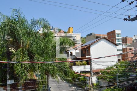 Casa de condomínio à venda com 100m², 3 quartos e sem vaga Casa de condomínio à venda com 100m², 3 quartos e sem vagaVista da Varanda