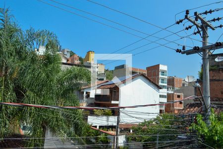 Casa de condomínio à venda com 100m², 3 quartos e sem vaga Casa de condomínio à venda com 100m², 3 quartos e sem vagaVista da Varanda
