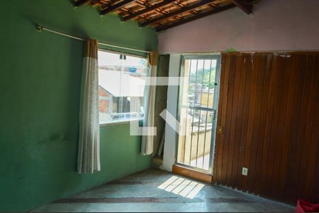 Casa de condomínio à venda com 100m², 3 quartos e sem vaga