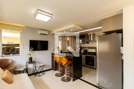 Sala de casa de condomínio à venda com 3 quartos, 140m² em Vila Nova Mazzei, São Paulo