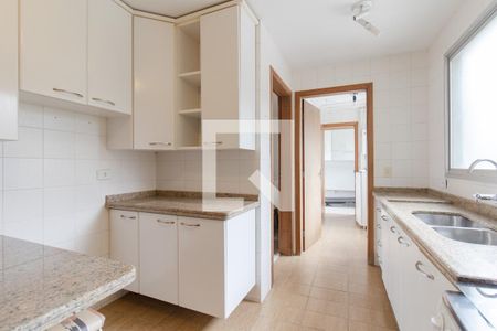 Apartamento para alugar com 132m², 3 quartos e 1 vagaCozinha