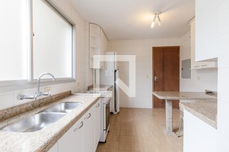 Cozinha de apartamento para alugar com 3 quartos, 132m² em Vila Izabel, Curitiba