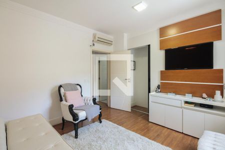 Casa à venda com 500m², 3 quartos e 5 vagasSuíte 2