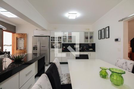 Casa à venda com 500m², 3 quartos e 5 vagasCozinha 