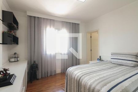 Casa à venda com 500m², 3 quartos e 5 vagasSuíte 1