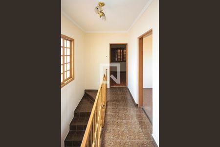 Casa à venda com 200m², 3 quartos e 2 vagasCorredor dos Quartos