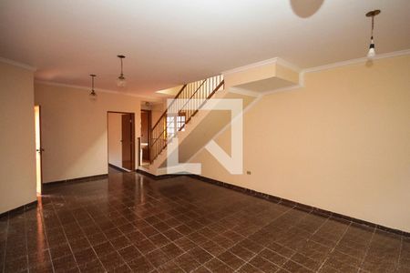 Sala de casa à venda com 3 quartos, 200m² em Vila Carrao, São Paulo