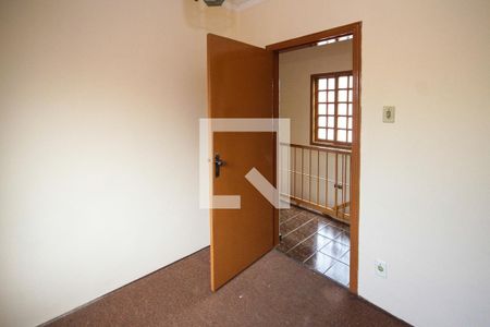 Casa à venda com 200m², 3 quartos e 2 vagasEscritório