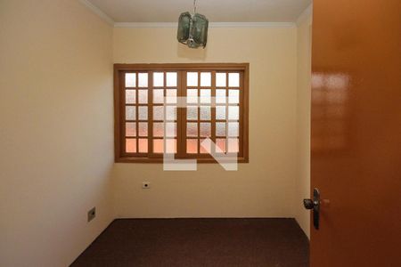 Casa à venda com 200m², 3 quartos e 2 vagasEscritório