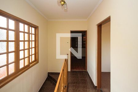 Casa à venda com 200m², 3 quartos e 2 vagasCorredor dos Quartos