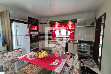 Casa à venda com 80m², 3 quartos e 1 vagaCozinha