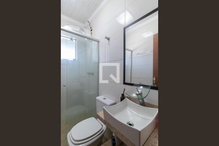 Casa à venda com 300m², 3 quartos e 3 vagasBanheiro Corredor