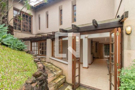 Casa de condomínio para alugar com 500m², 3 quartos e 7 vagasÁrea Externa