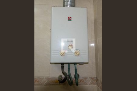 Casa à venda com 180m², 4 quartos e 1 vaga Casa à venda com 180m², 4 quartos e 1 vagaBanheiro