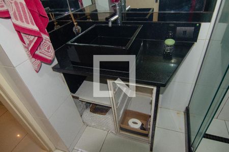 Apartamento à venda com 107m², 2 quartos e sem vagaBanheiro Social