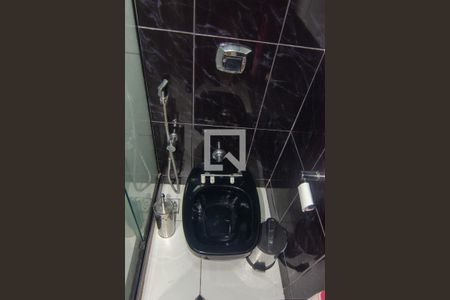 Apartamento à venda com 107m², 2 quartos e sem vagaBanheiro Social