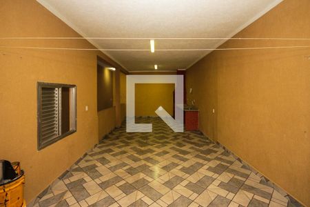 Casa à venda com 300m², 2 quartos e 2 vagasTerraço