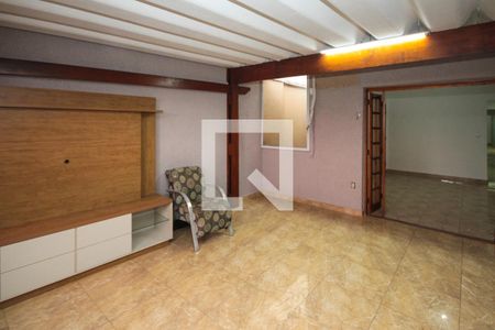 Casa à venda com 300m², 2 quartos e 2 vagasvaranda