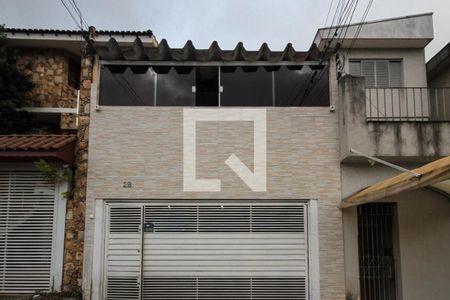 Casa à venda com 300m², 2 quartos e 2 vagasFachada