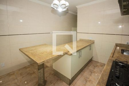 Casa à venda com 300m², 2 quartos e 2 vagasCozinha