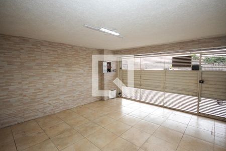 Casa à venda com 300m², 2 quartos e 2 vagasGaragem