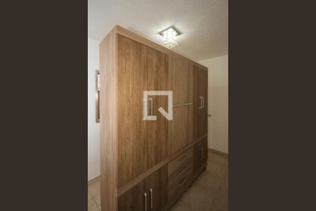 Casa à venda com 300m², 2 quartos e 2 vagasQuarto