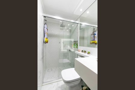 Apartamento à venda com 128m², 3 quartos e 2 vagas Apartamento à venda com 128m², 3 quartos e 2 vagasBanheiro 2